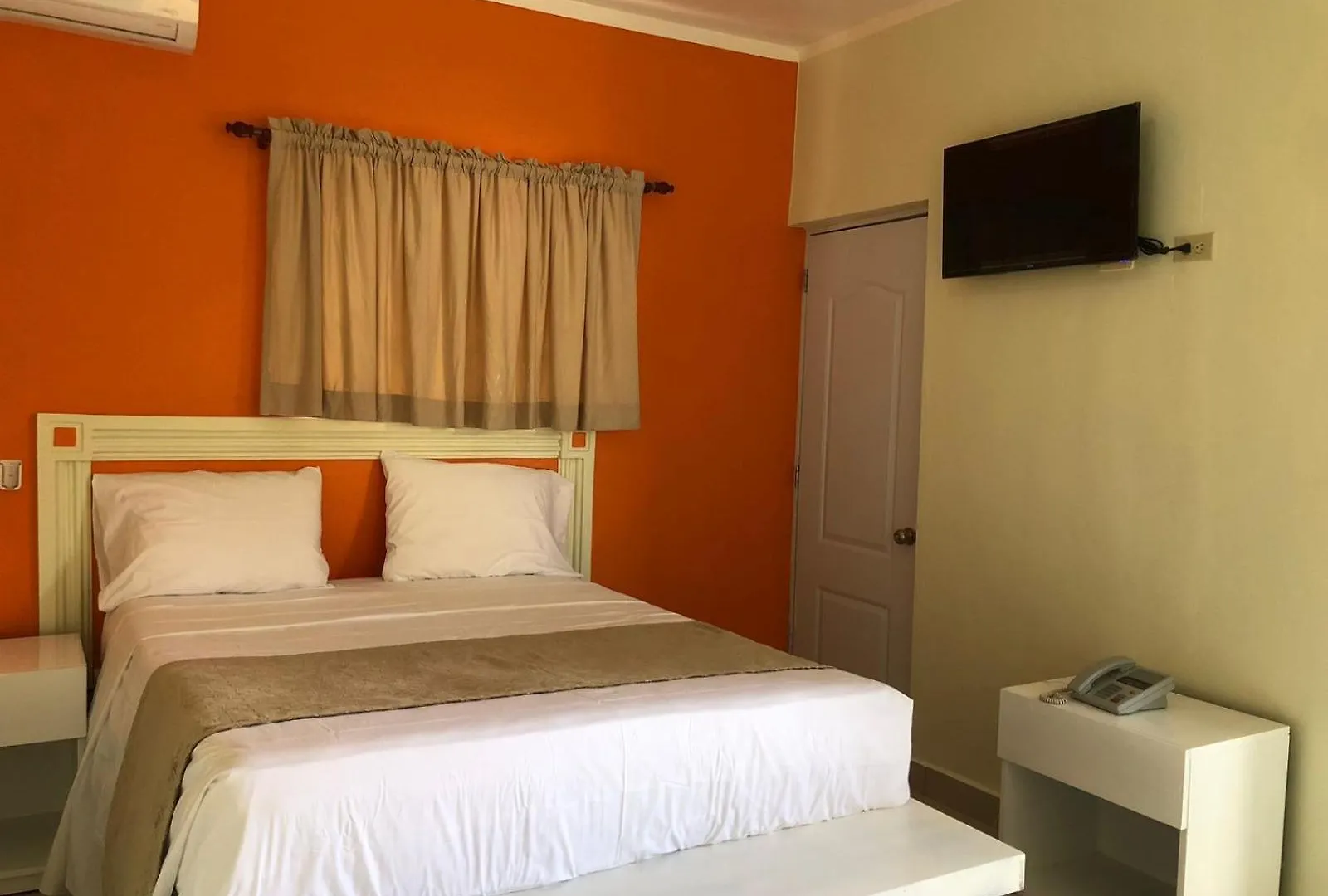 Diosamar Hotel Y Suites La Tentacion